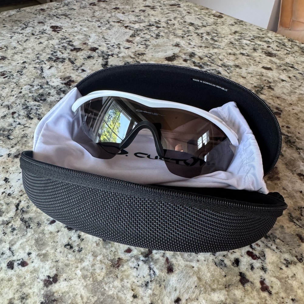 Oakley Custom M2™ Frame Sunglasses (White, Standard, Prizm Black Iridium Lens) - Picture 6 of 10